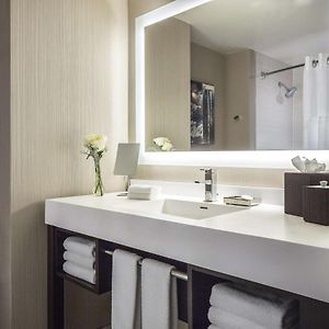 Signature King Suite
